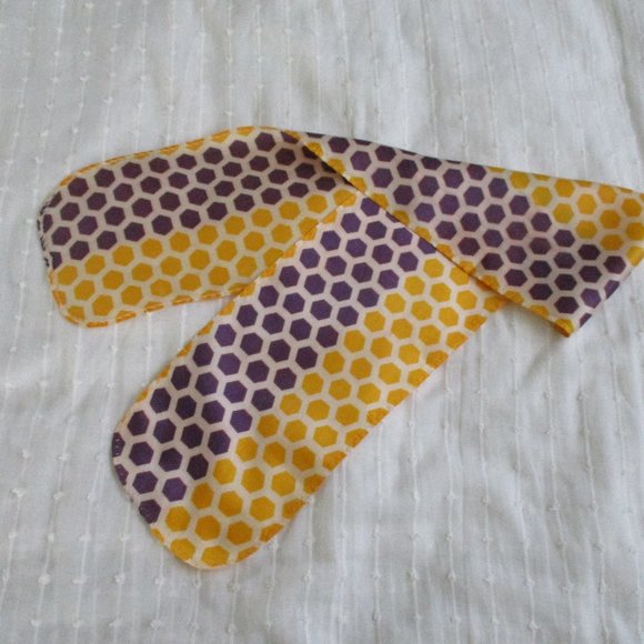 1960s petite purple & yellow honeycomb scarf - Picture 2 of 5